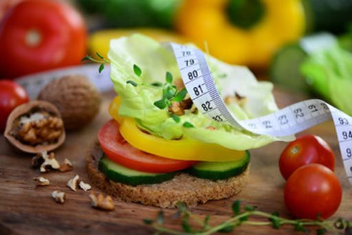 Alimentos que debes evitar cuando estás a dieta 1 Alimentos que debes evitar cuando estás a dieta para bajar de peso